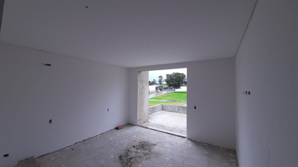 Pintura interna residencial com acabamento fino em Pinhais 